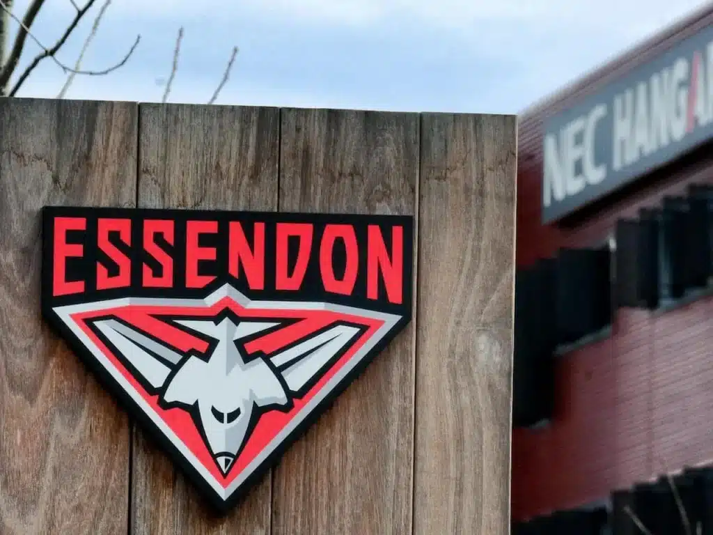 Essendon Consider Changing Logo